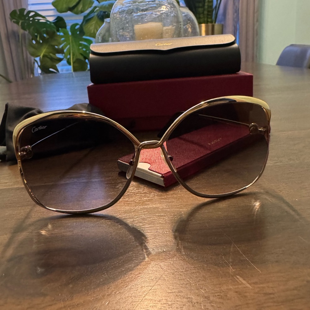 NWOT Cartier Women's Gold and Silver Sunglasses
